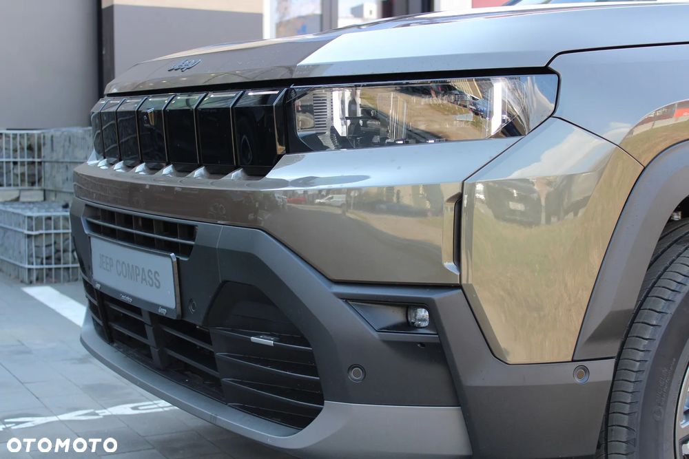 Jeep Compass 1.2 T3 mHEV First Edition FWD DCT - 8