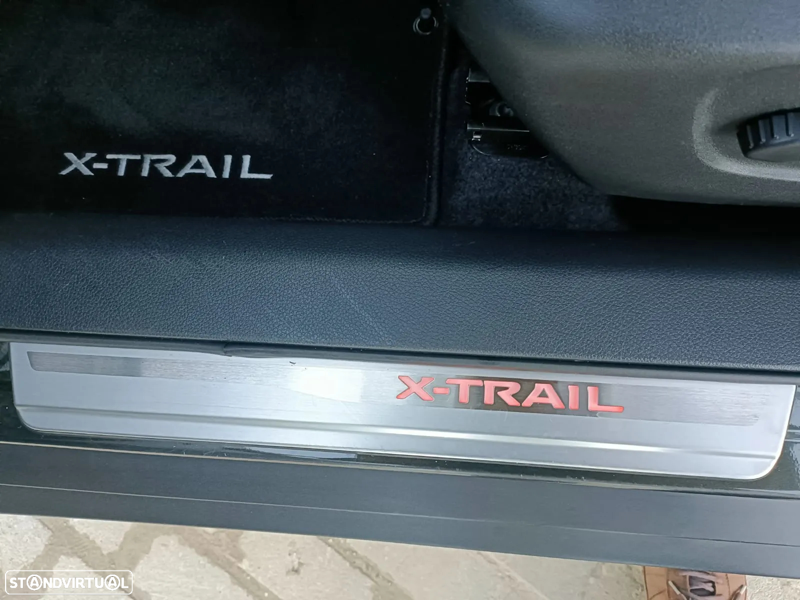 Nissan X-Trail 1.6 dCi 360 Xtronic - 10