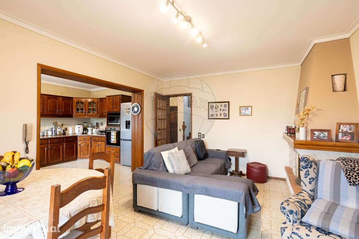 Moradia T4 para venda - Grande imagem: 3/21