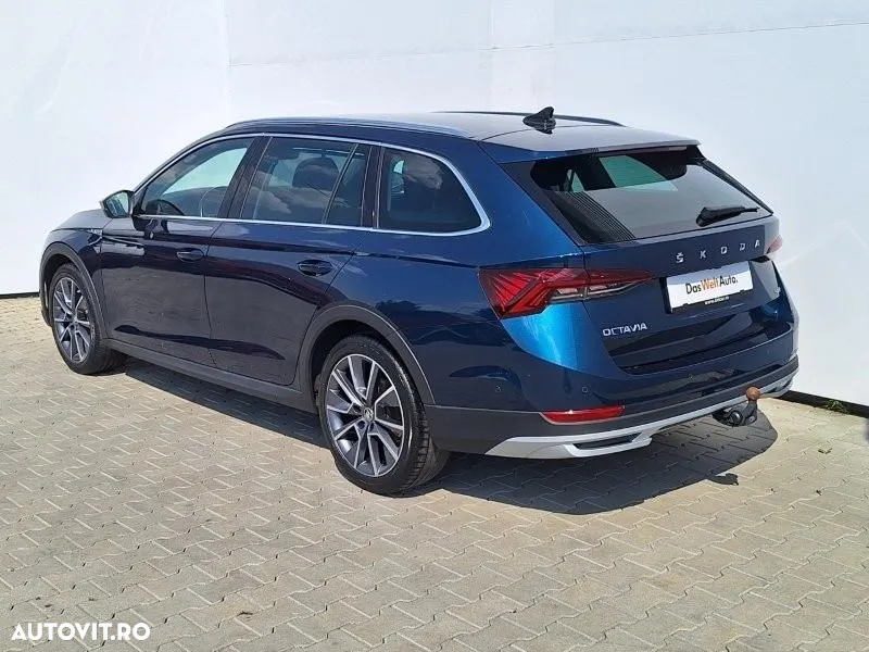 Skoda Octavia Combi 2.0 TDI DSG 4X4 Scout - 3