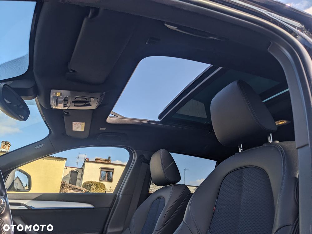 BMW X2 sDrive18i Edition M Mesh - 17