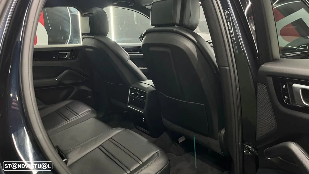 Porsche Cayenne Coupé - 30