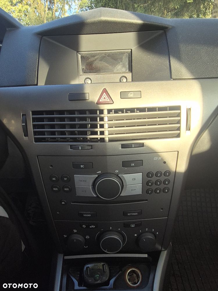 Opel Astra - 10