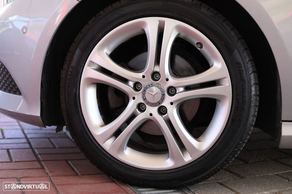 Mercedes-Benz A 180 d Urban - 32