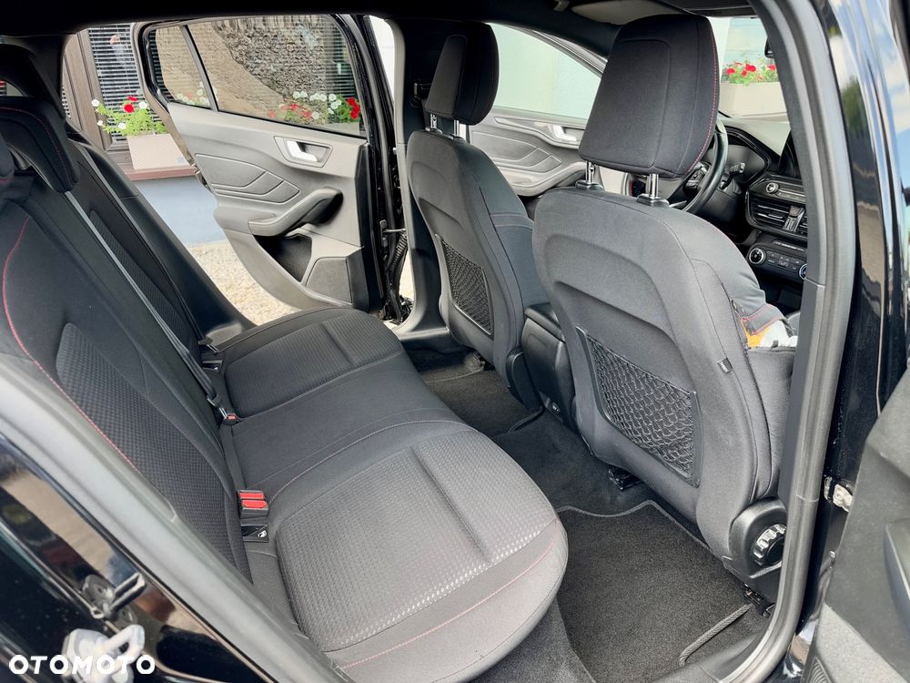 Ford Focus - 18