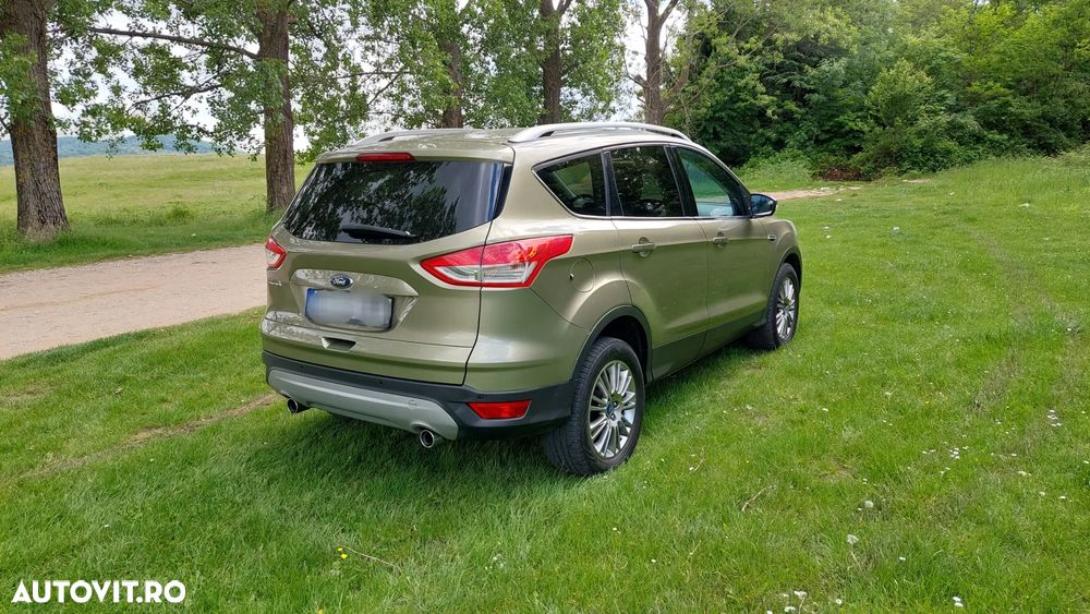 Ford Kuga 2.0 TDCi Powershift 4WD Titanium - 7