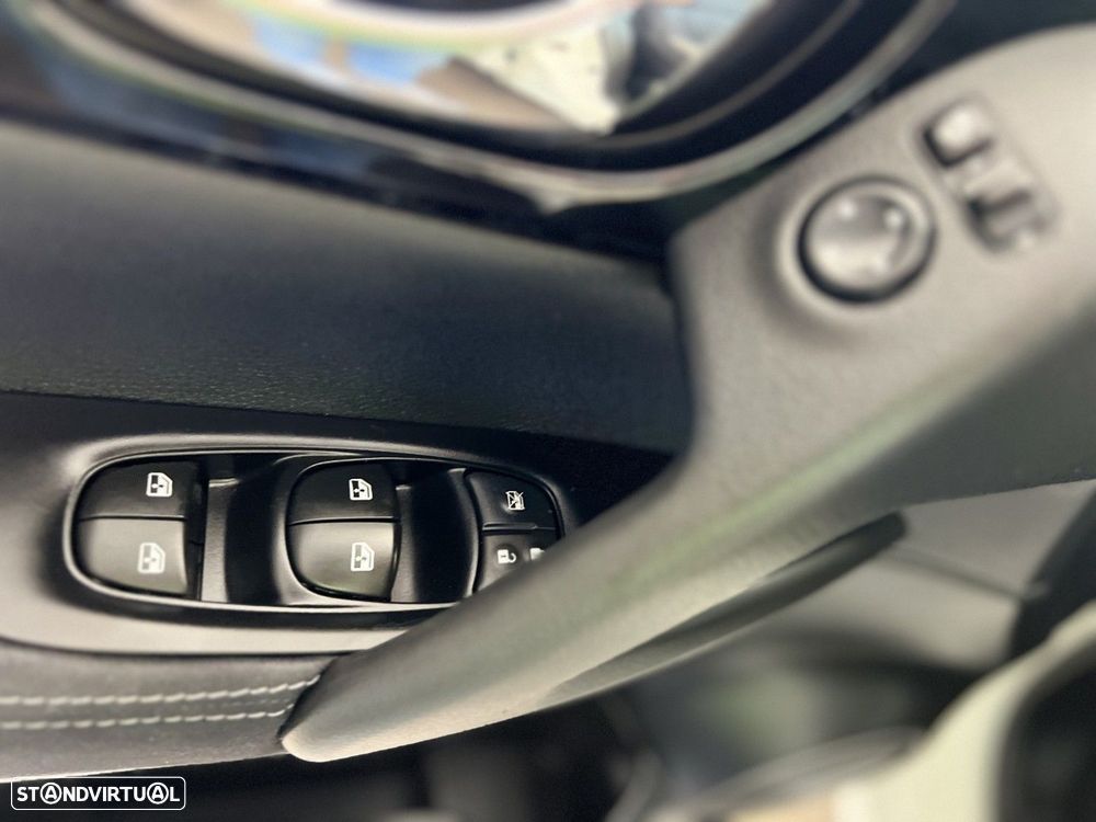 Nissan Qashqai - 29