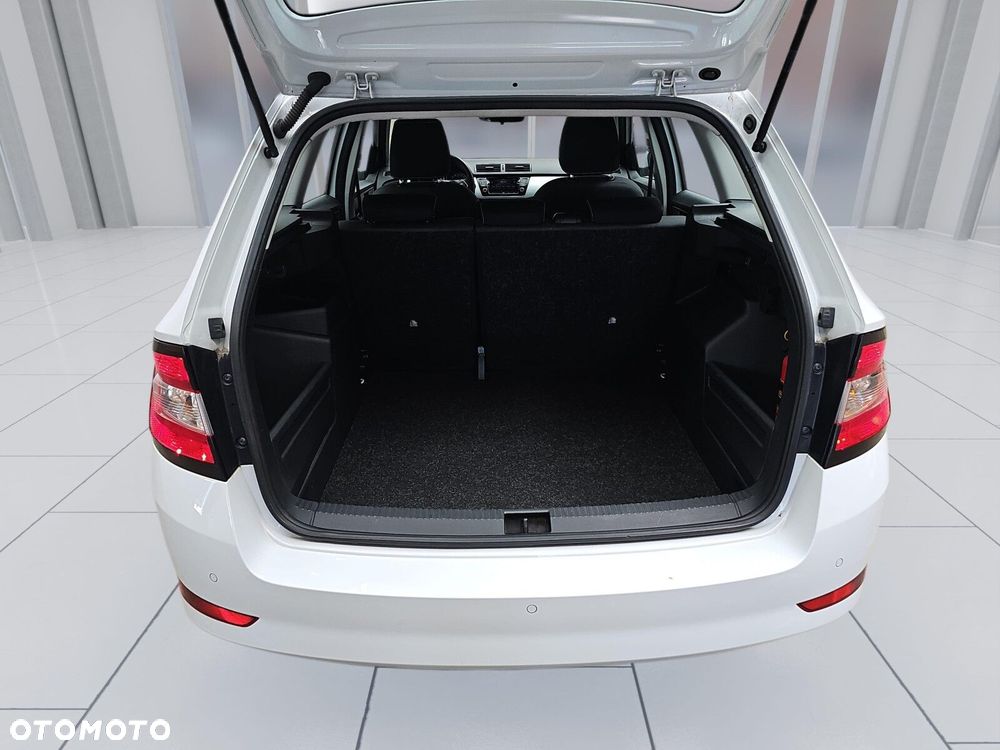 Skoda Fabia 1.0 TSI Ambition - 19