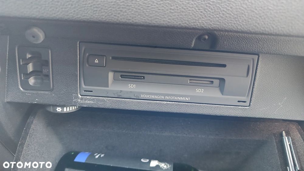 Volkswagen Passat - 30