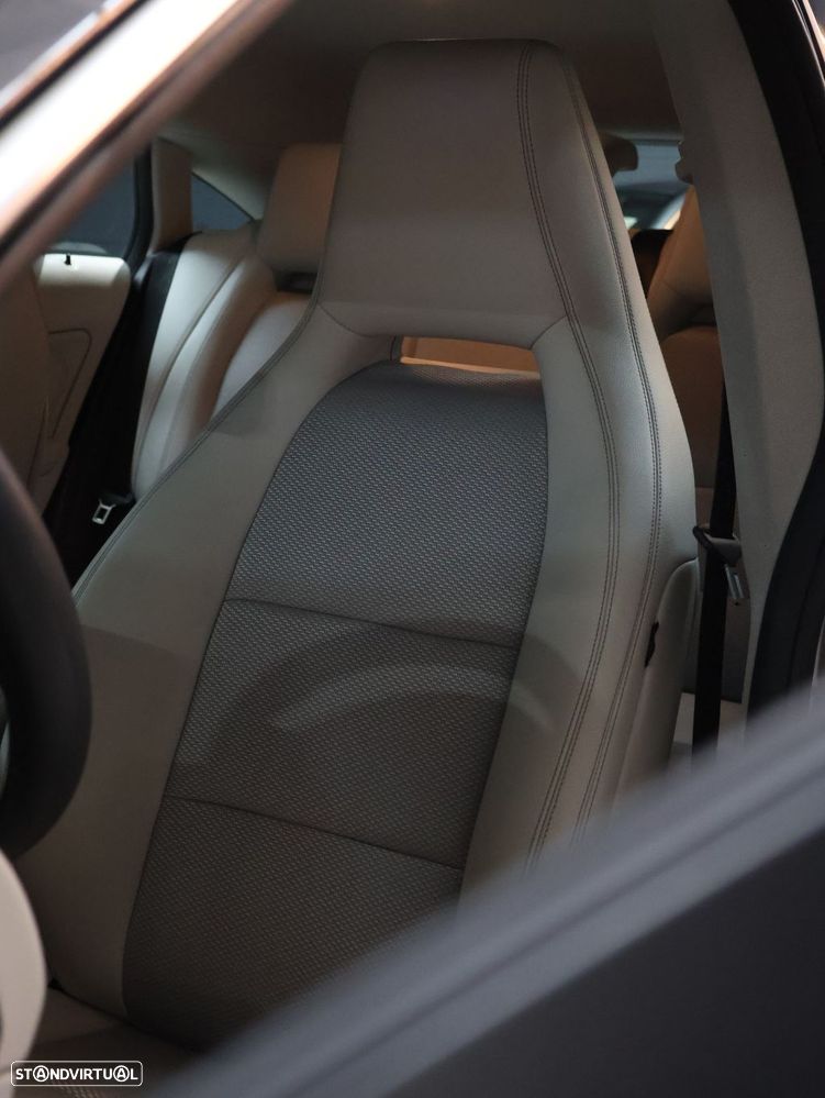 Mercedes-Benz CLA 180 d Shooting Brake Urban - 8