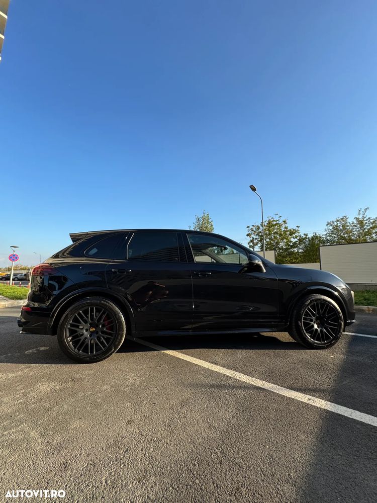 Porsche Cayenne 3.6 L GTS - 24