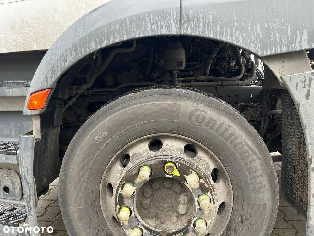 Mercedes-Benz Actros MP4 - 19