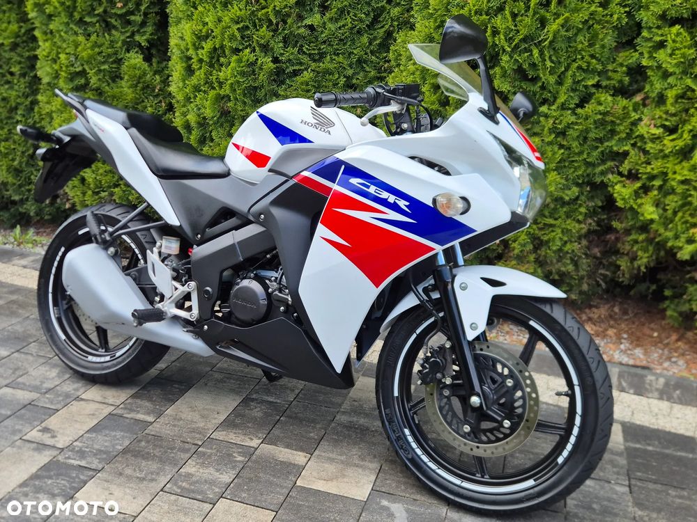 Honda CBR - 1