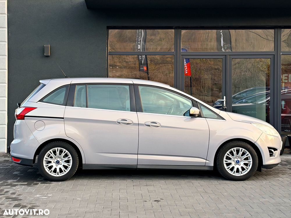 Ford C-Max 2012 photo 2