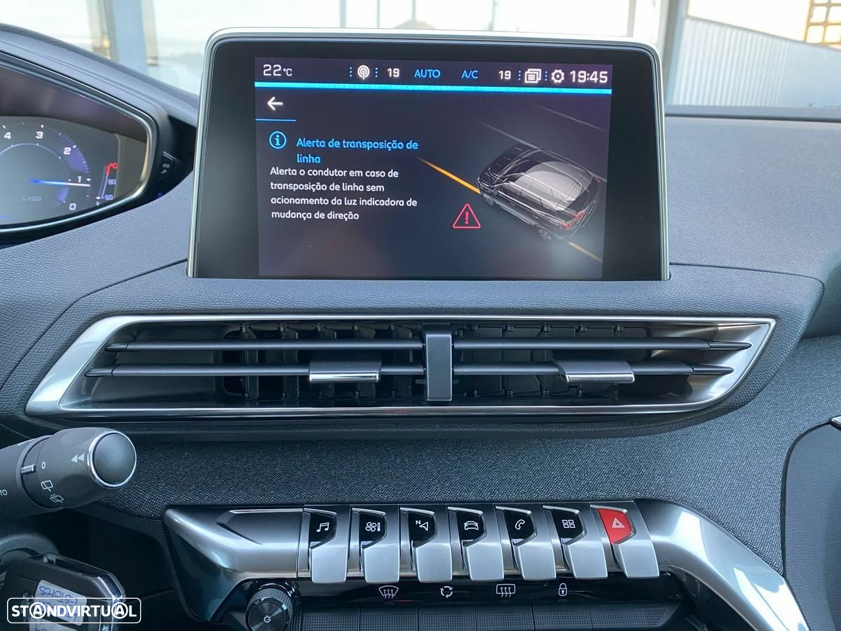 Peugeot 3008 1.5 BlueHDi Allure - 21