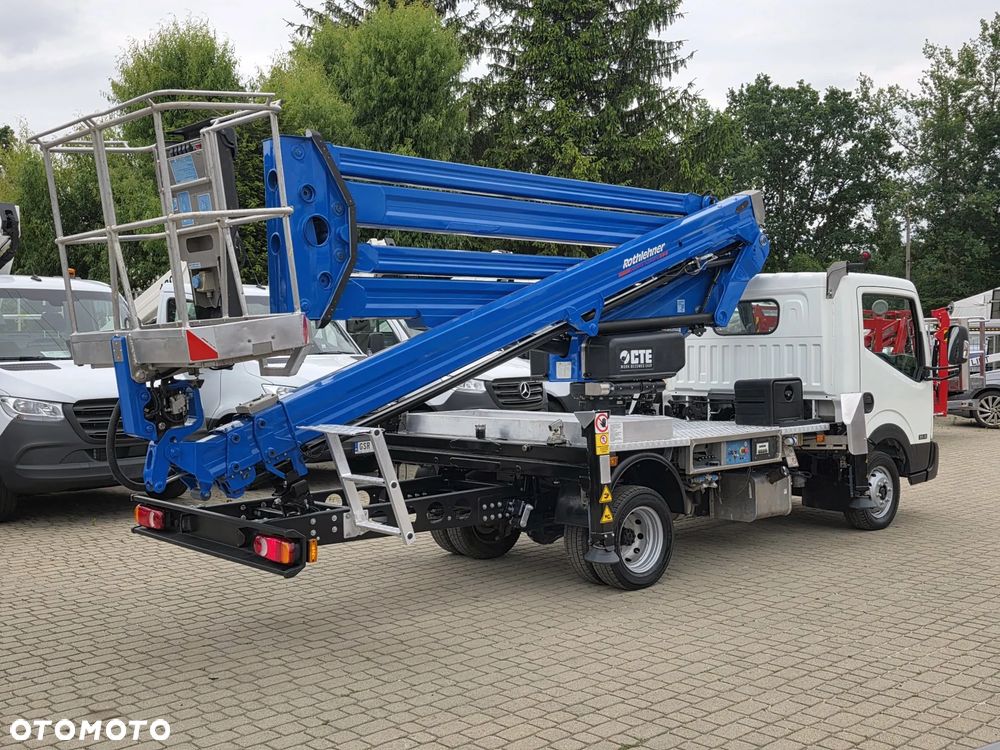 Nissan Cabstar - 2