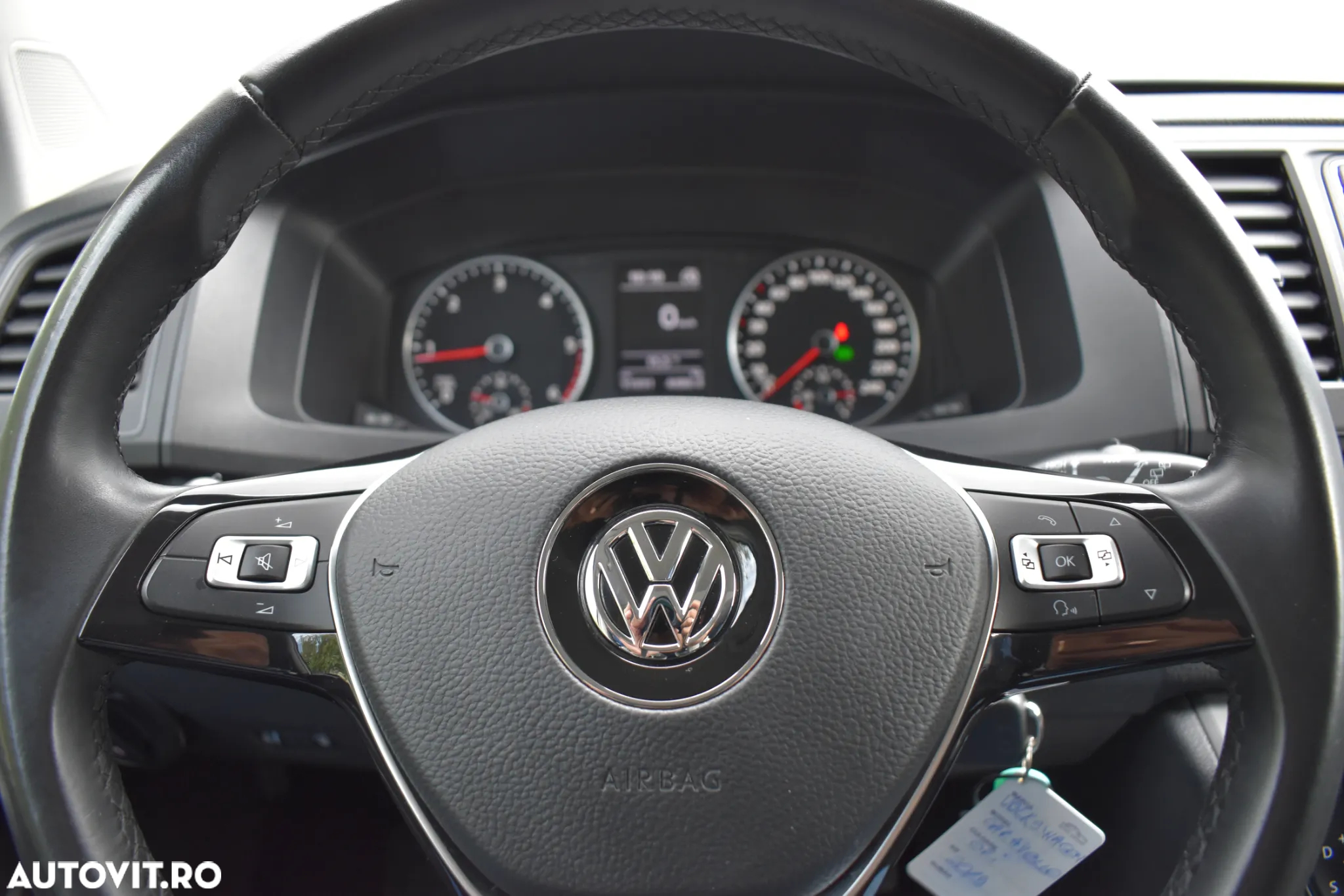 Volkswagen Caravelle T6 2.0 TDI LR Comfortline DSG - 21