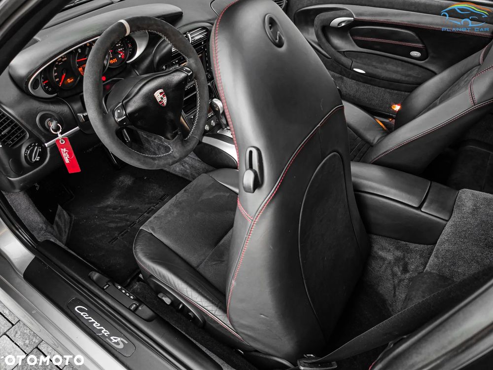 Porsche 911 - 16