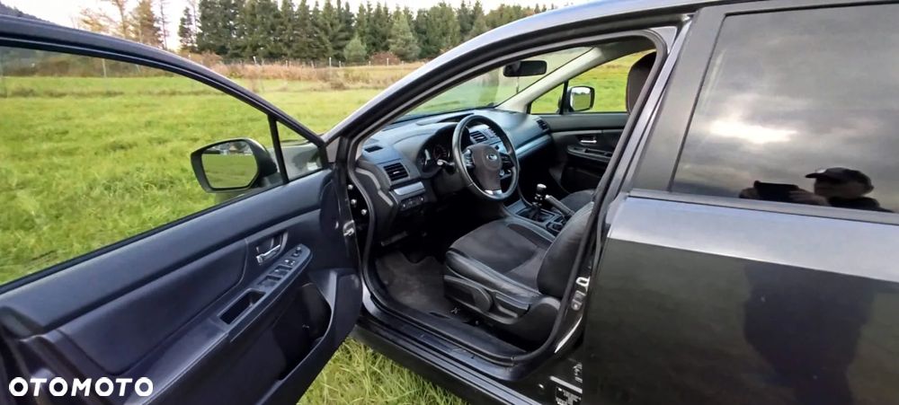 Subaru XV 2.0i Exclusive - 12