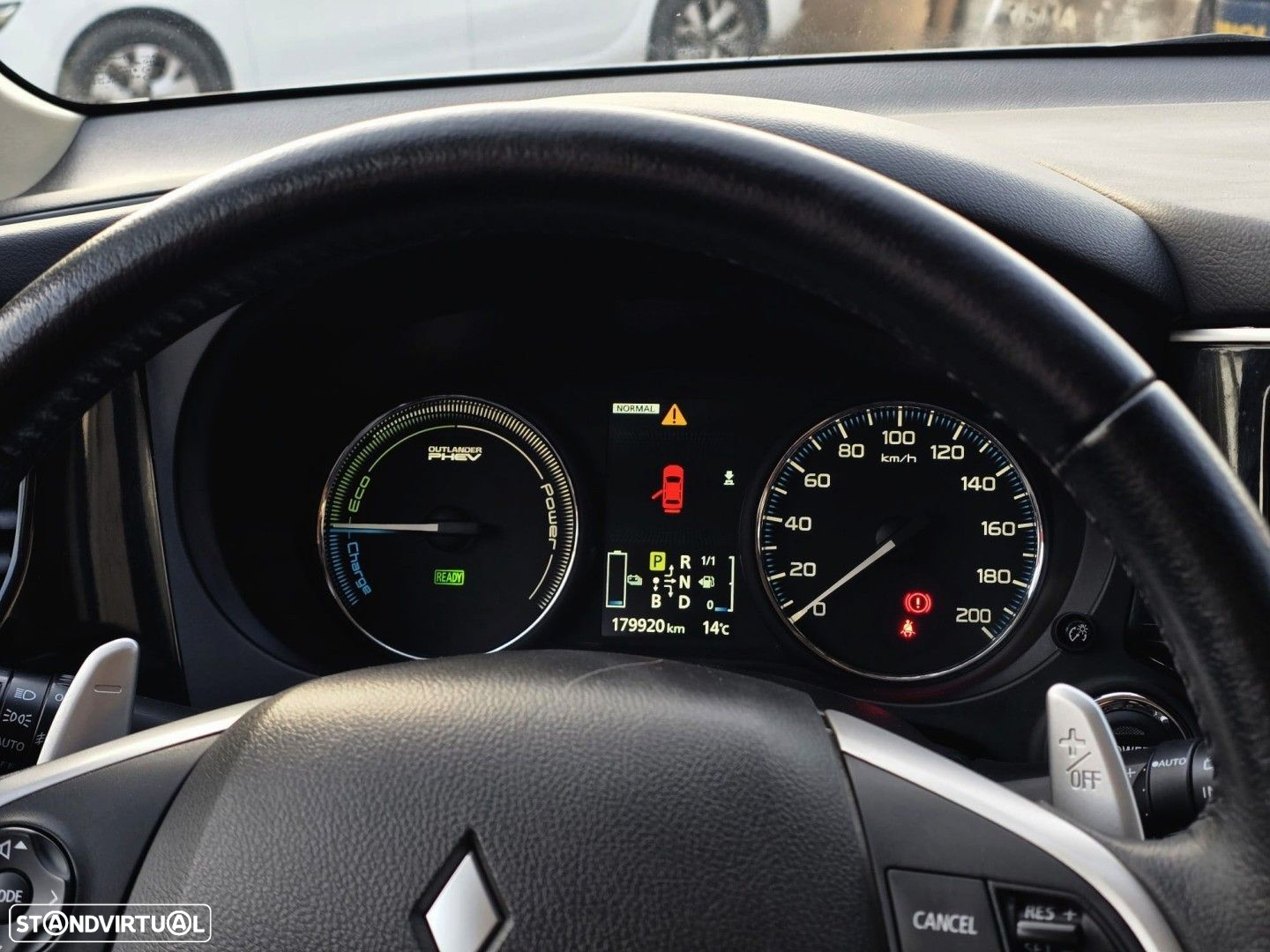 Mitsubishi Outlander 2.0 MIVEC Intense+ - 19