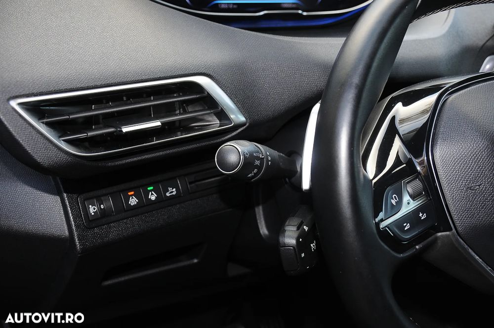 Peugeot 5008 BlueHDI 130 EAT8 Allure - 10