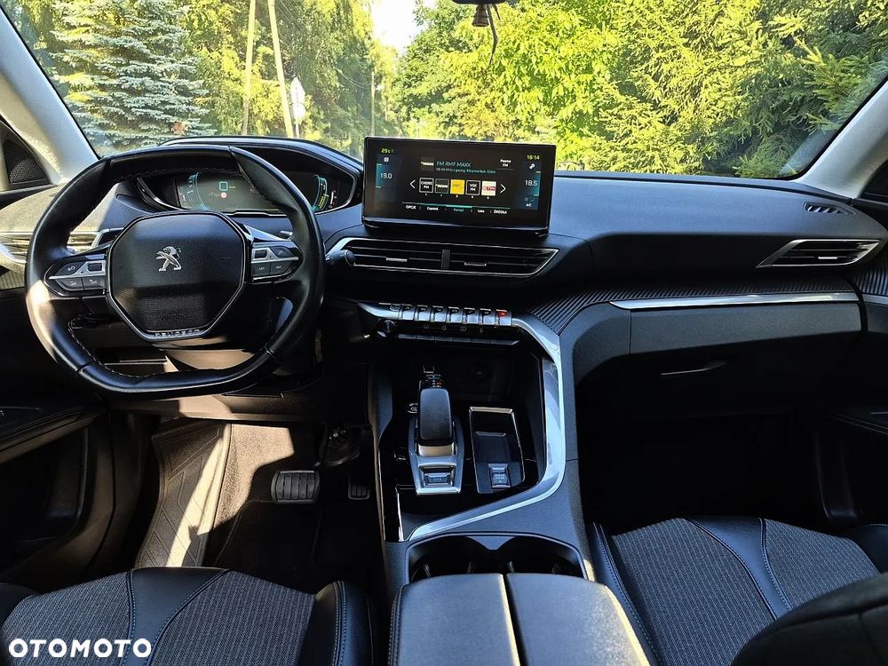 Peugeot 3008 1.6 PureTech Hybrid PHEV Allure S&S EAT8 - 10