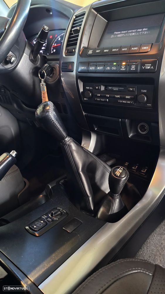 Toyota Land Cruiser 3.0 D-4D - 12