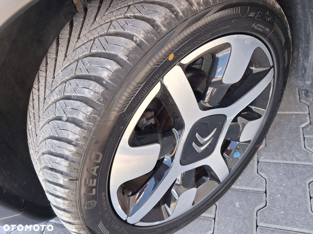 Citroën C4 Cactus Pure Tech 110 Stop&Start Rip Curl - 12