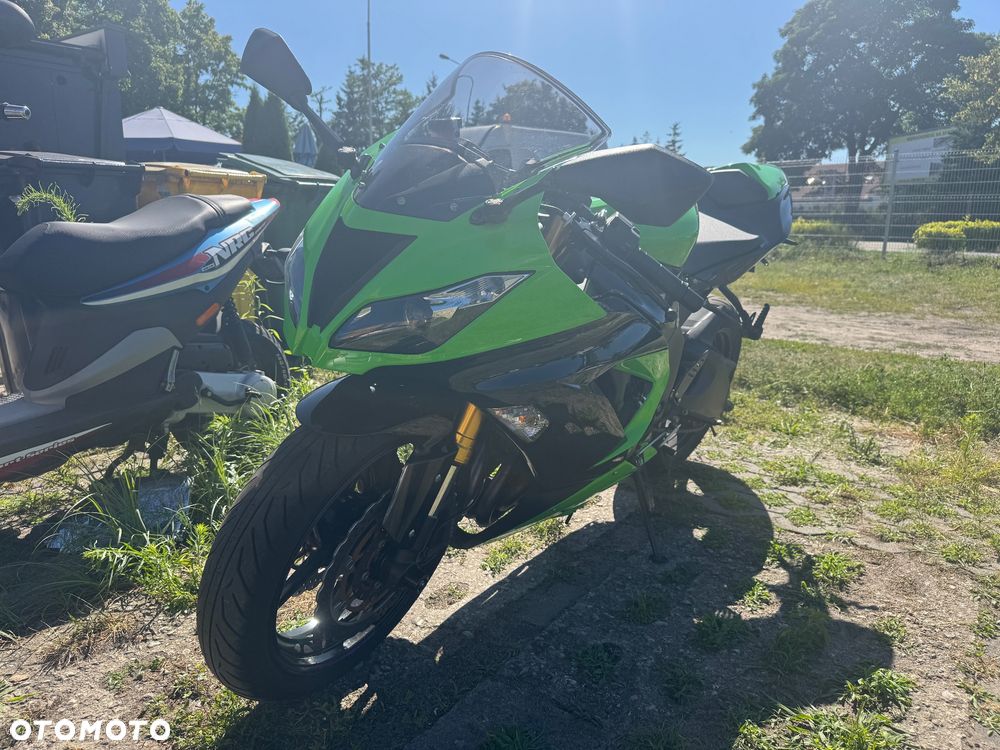 Kawasaki ZXR - 11