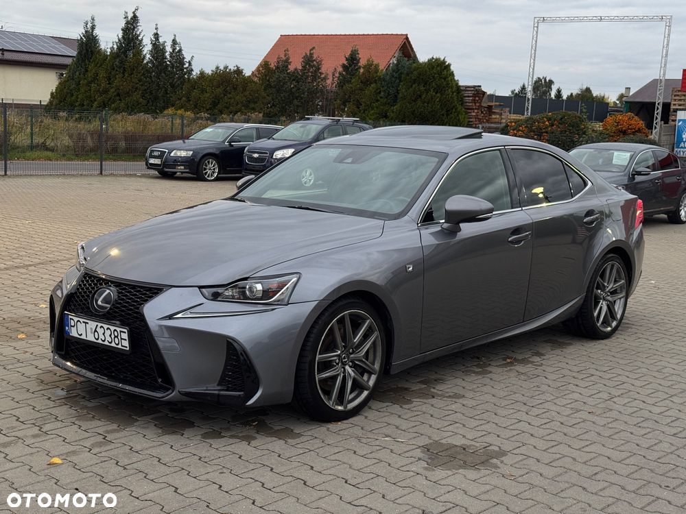 Lexus IS 200t F Sport - 3
