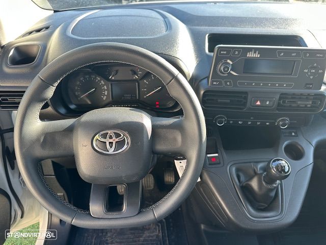 Toyota PROACE CITY 3 LUG. - 11