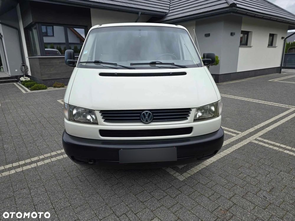 Volkswagen Transporter - 2
