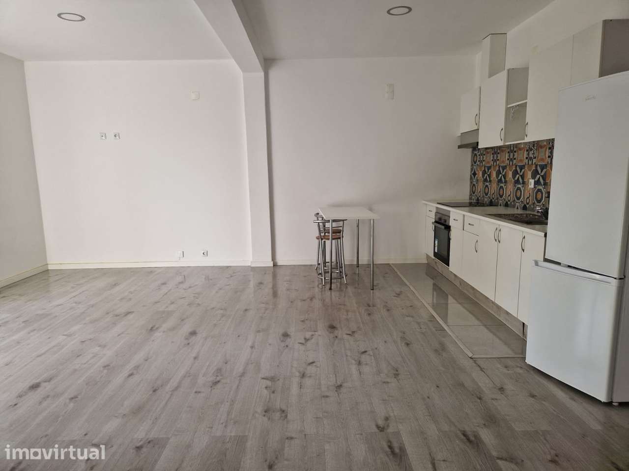 Apartamento T2 Leiria - Grande imagem: 4/11