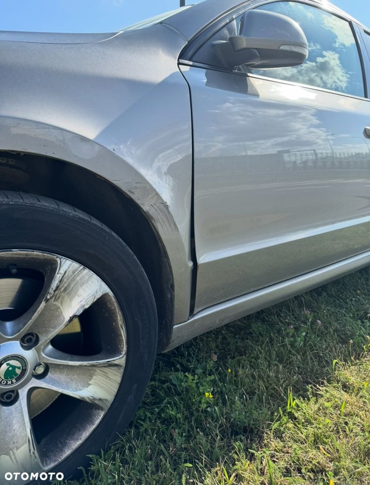 Skoda Superb 2.0 TDI PD Ambition - 21