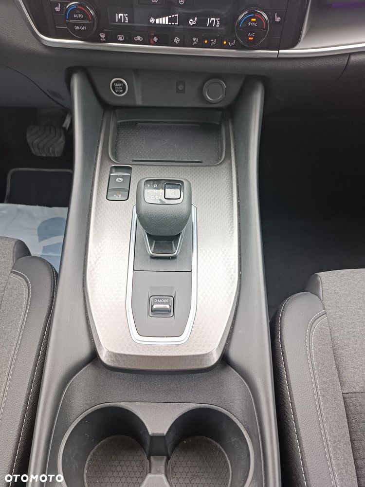 Nissan Qashqai 1.3 DIG-T MHEV N-Connecta Xtronic - 12