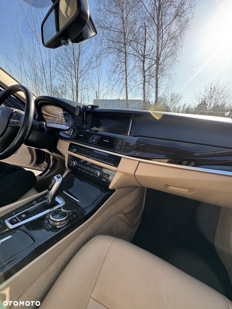 BMW Seria 5 530d - 26