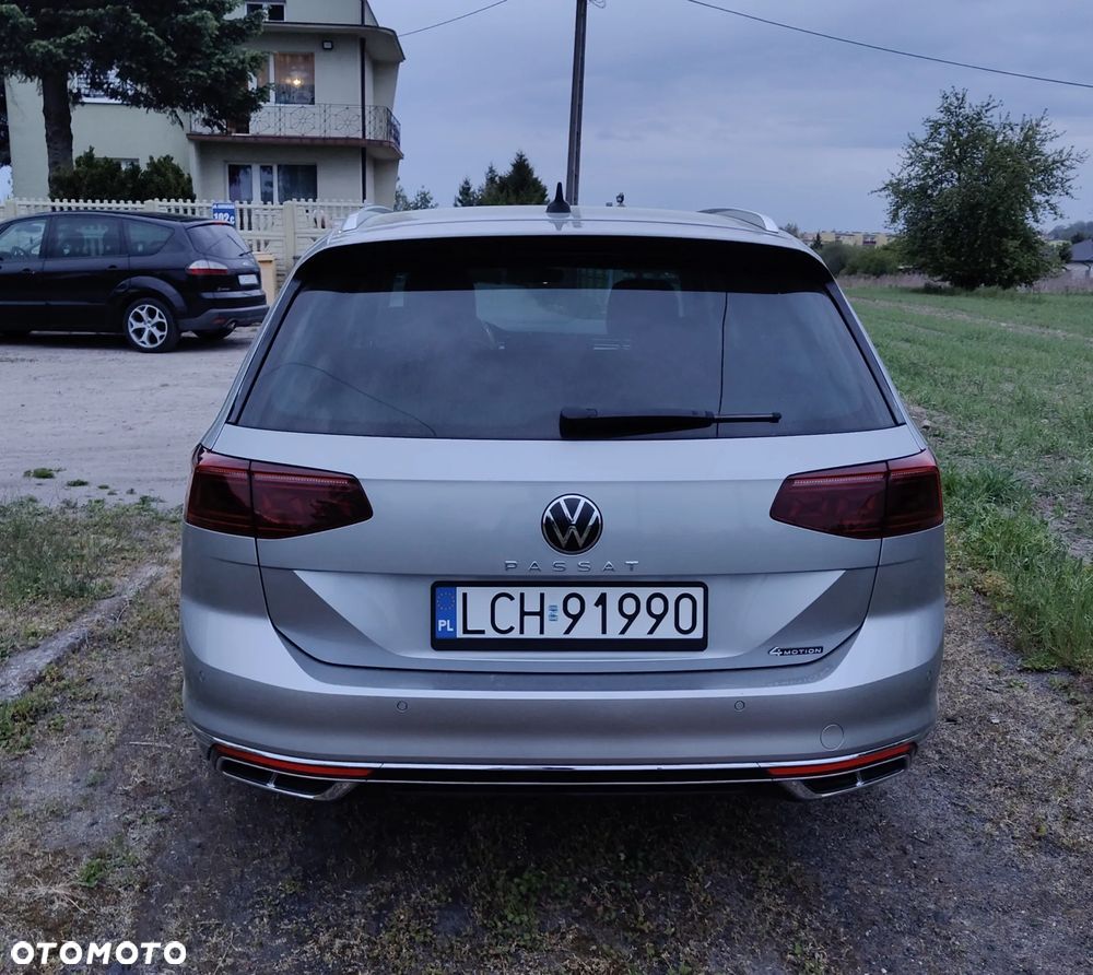 Volkswagen Passat Variant 2.0 TDI SCR DSG 4Motion Elegance - 7