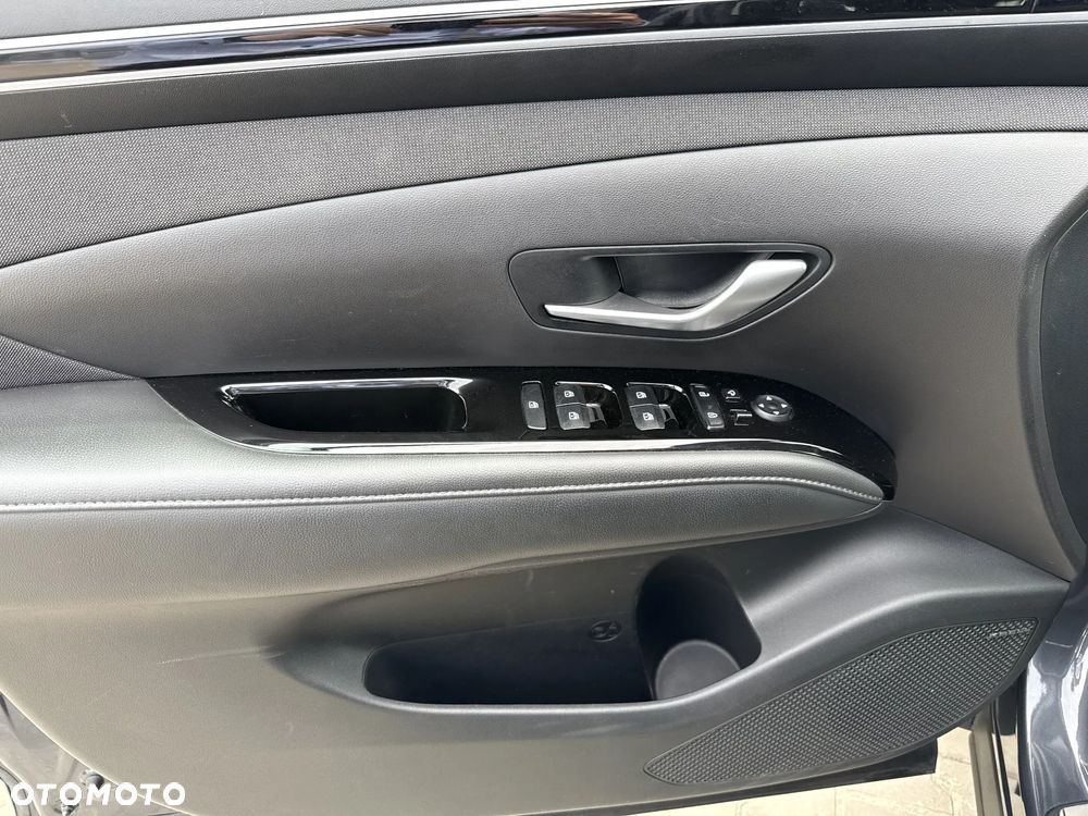 Hyundai Tucson 1.6 T-GDi HEV Platinum 4WD - 18