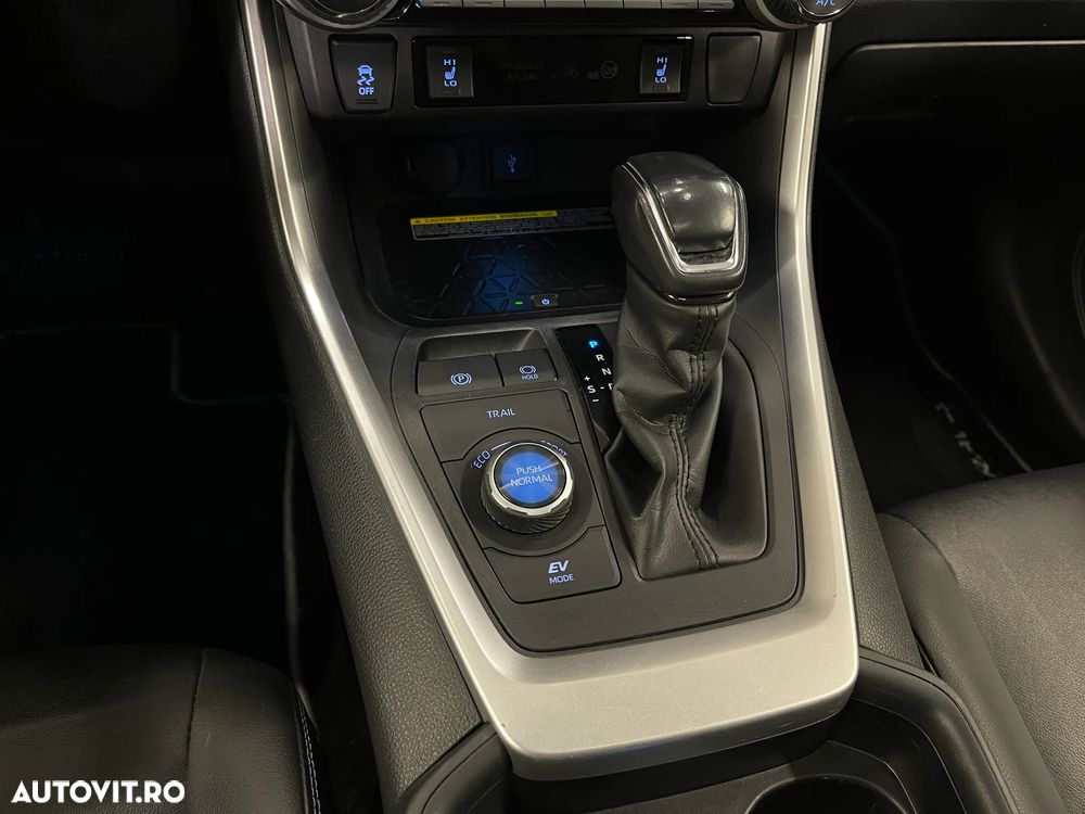 Toyota RAV4 2.5 4x4 Hybrid Lounge - 21