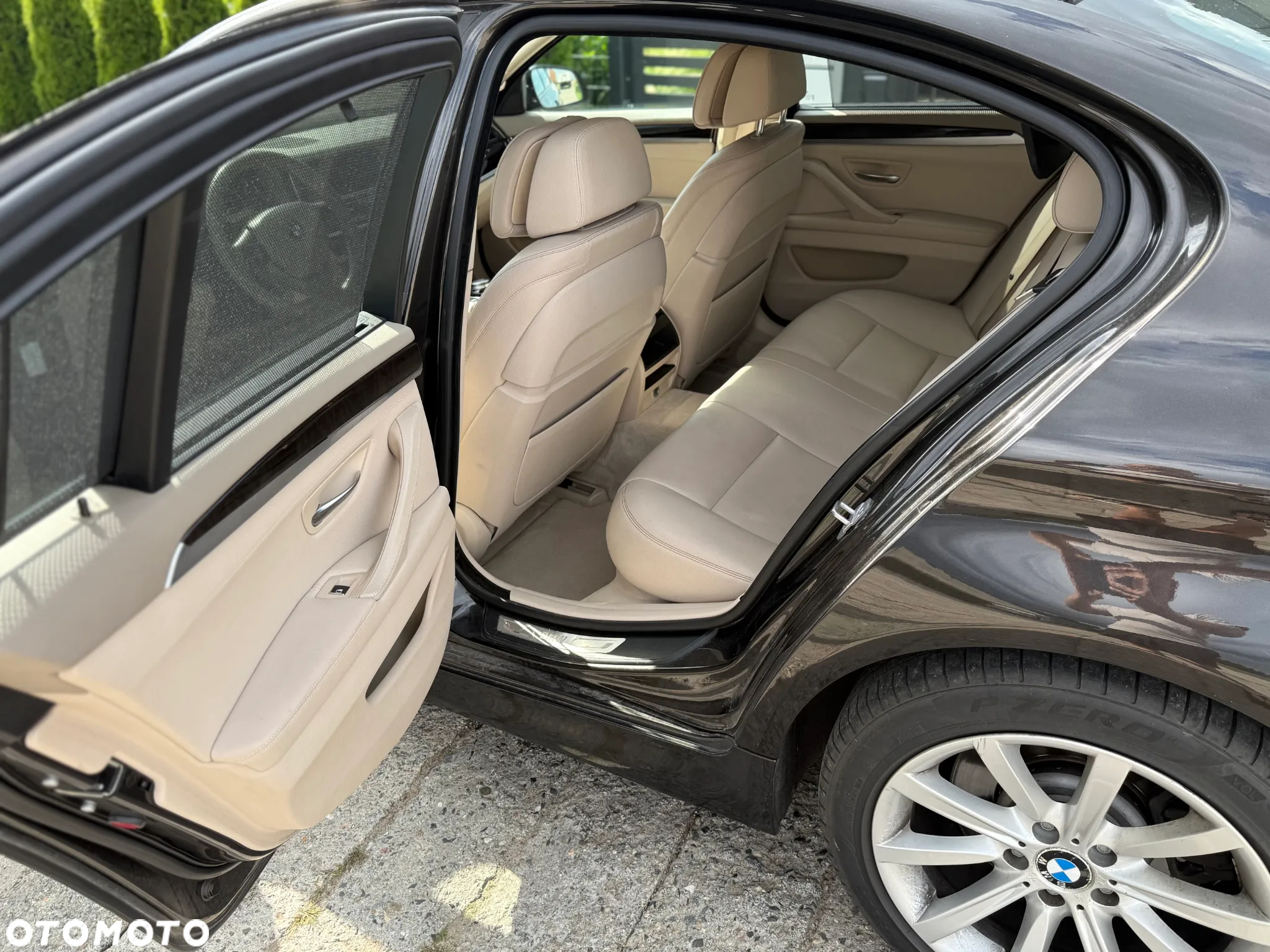 BMW Seria 5 530d xDrive Modern Line - 10