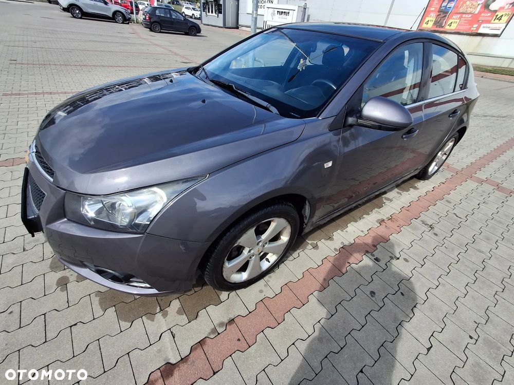 Chevrolet Cruze 1.8 LT+ - 13