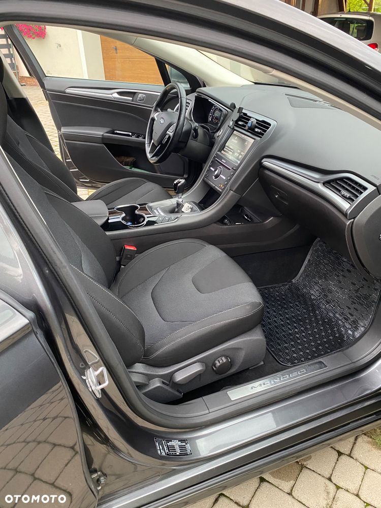 Ford Mondeo - 23