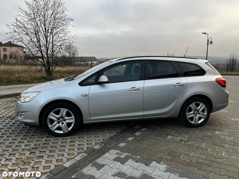 Opel Astra 1.7 CDTI DPF Edition Sport - 2