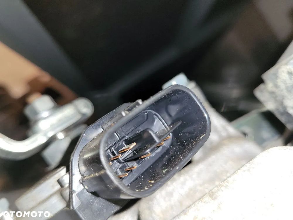 SKRZYNIA BIEGÓW AUTOMATYCZNA AUTOMAT CVT K310E AURIS II AVENSIS 1.6 1.8 1ZR - 9