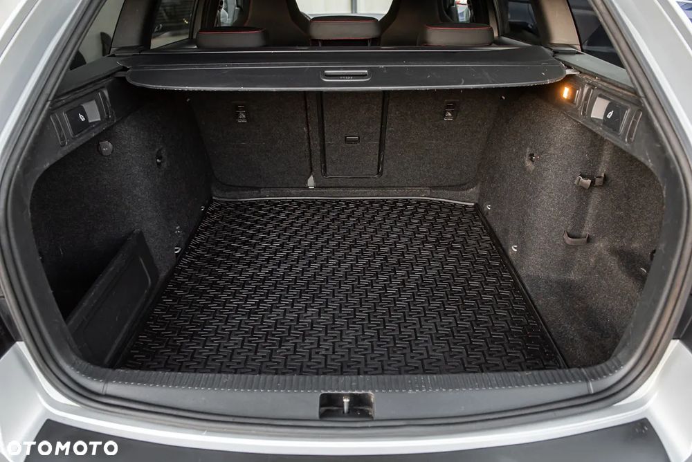 Skoda Octavia 2.0 TDI 4x4 DSG RS - 34