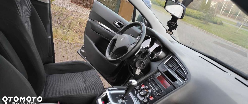 Peugeot 5008 - 25