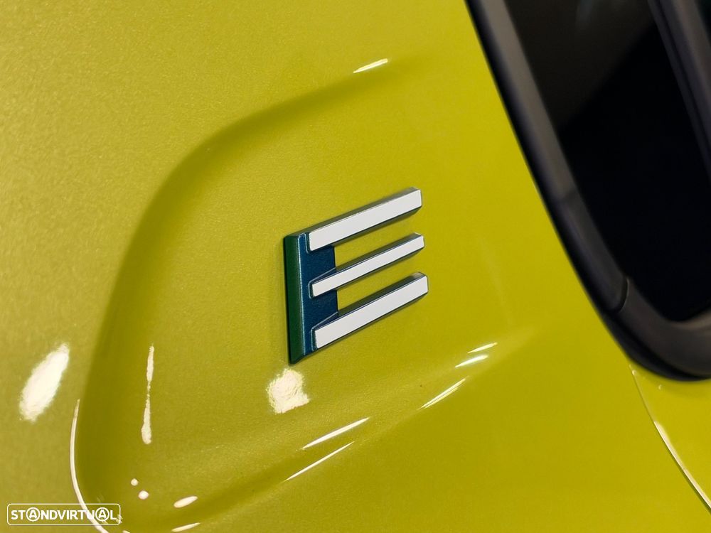 Peugeot e-208 Allure - 11