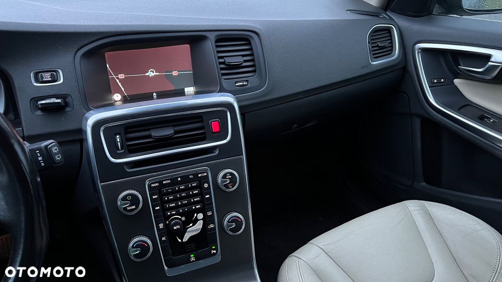 Volvo V60 D4 Drive-E Summum - 6