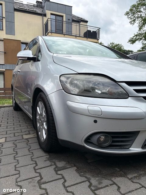 Volkswagen Golf Plus - 12