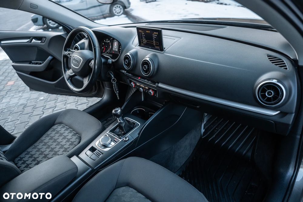 Audi A3 Sportback - 27